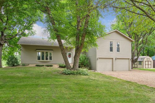 32045 Sanborn Drive, Montgomery, MN, 56069 | Card Image