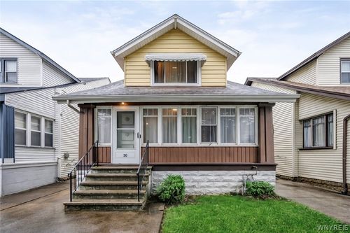 30 Clio Ave, Buffalo, NY, 14220-1630 | Card Image