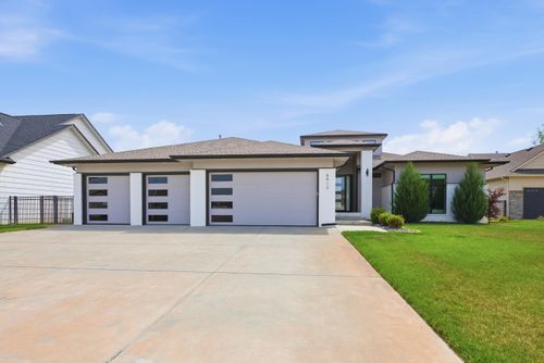 5913 W Driftwood St, Wichita, KS, 67205-5265 | Card Image