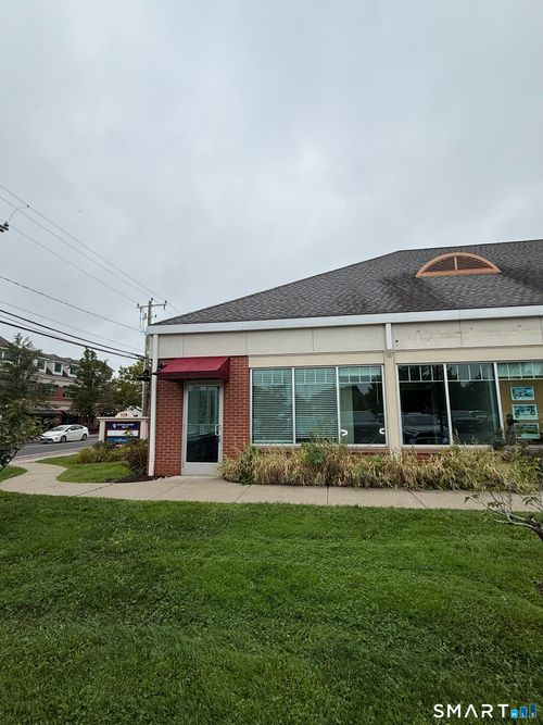 119 Hebron Ave, Glastonbury, CT, 06033-4223 | Card Image