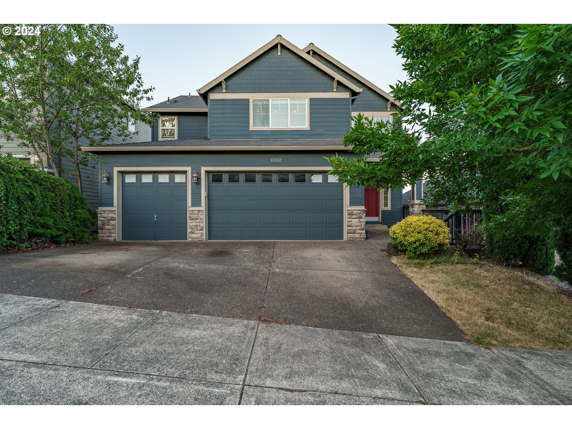 Meadehill Ave, Happy Valley, OR 97086