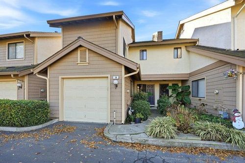 3b-8550 Wren Ave, Gilroy, CA, 95020 | Card Image