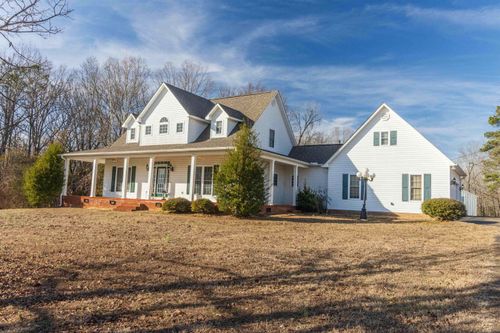 78 Cox Dr, Selmer, TN, 38375-3261 | Card Image