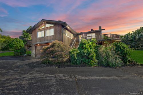 76 County Route 51, Campbell Hall, NY, 10916-2920 | Card Image