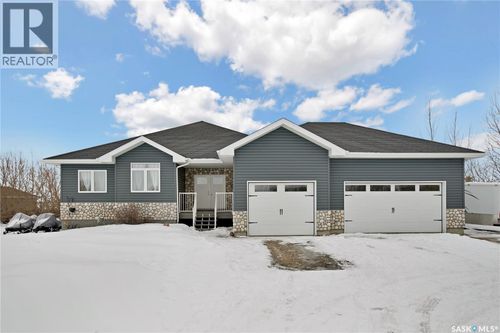 15 Krahn Lane, Neuanlage, SK, S0K1X1 | Card Image