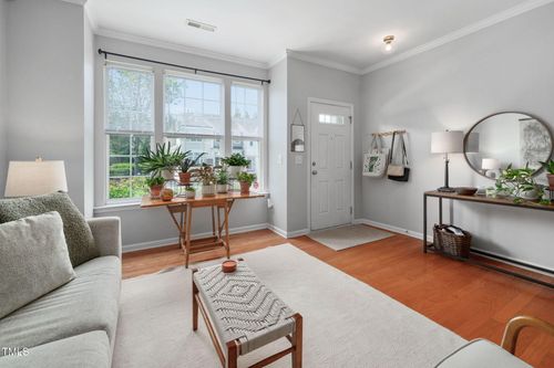 7864 Silverthread Ln, Raleigh, NC, 27617-4814 | Card Image