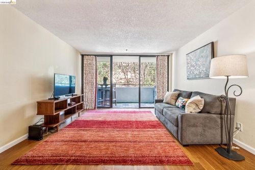 1125-555 Pierce St, Albany, CA, 94706-1014 | Card Image