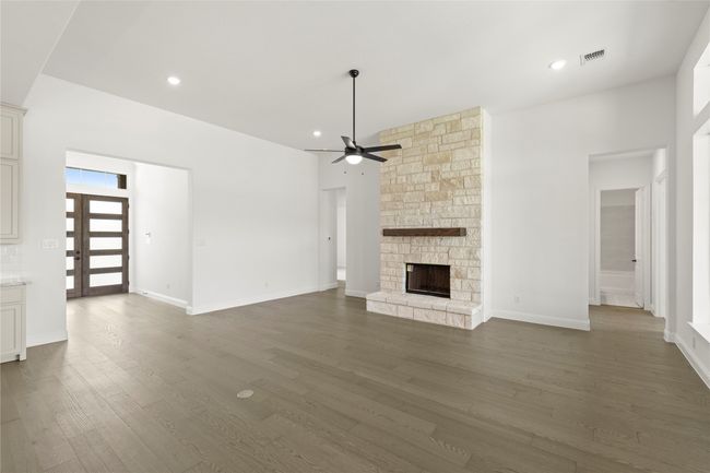 20. 150 Waterview - Family (3) | Image 9