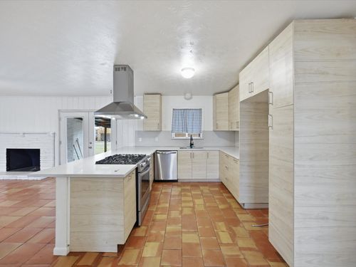 514 W Ridgewood Dr, Garland, TX, 75041-3029 | Card Image