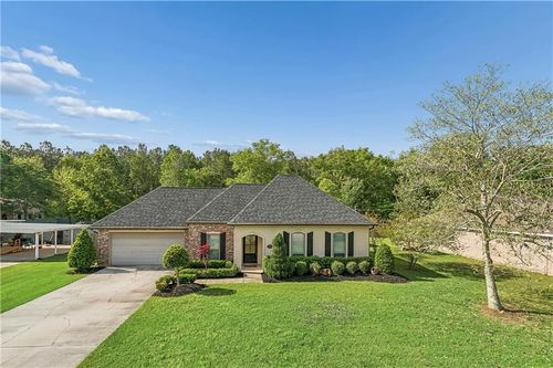 23126 Country River Dr, Ponchatoula, LA, 70454-7876 | Card Image