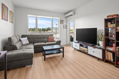 530-920 Reunion Ave, Langford, BC, V9B3Y7 | Card Image