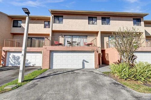 3d-8690 Sw 154th Circle Pl, Miami, FL, 33193-1244 | Card Image