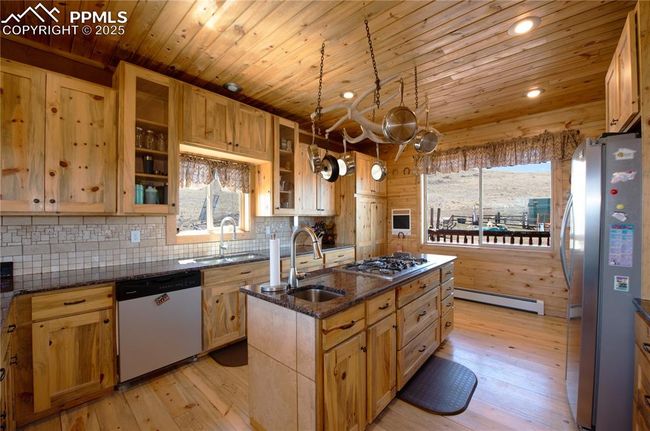 1160 Diamond Back Trl, House other with 5 bedrooms, 5 bathrooms and null parking in Canon City CO | Image 15