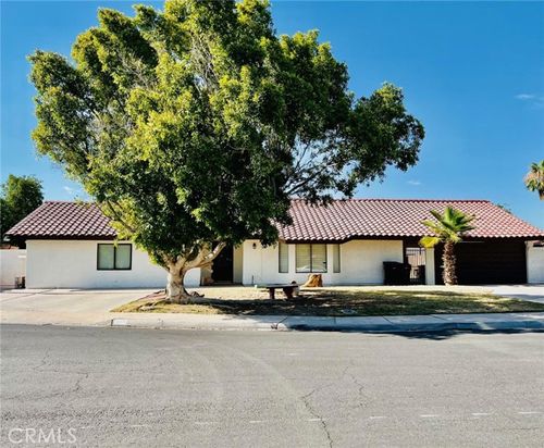 805 Sobke St, Calexico, CA, 92231-1900 | Card Image