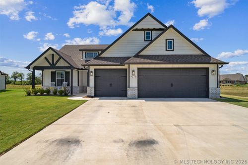 7410 N 159th East Ave, Owasso, OK, 74055-8575 | Card Image