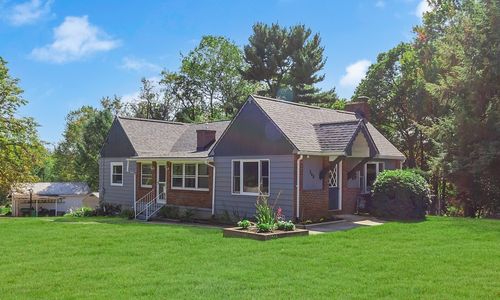 248 Hickory Dr, Beaver Falls, PA, 15010-1420 | Card Image