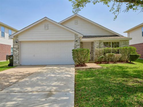 1319 Emilee Ct, Rosenberg, TX, 77471-2167 | Card Image
