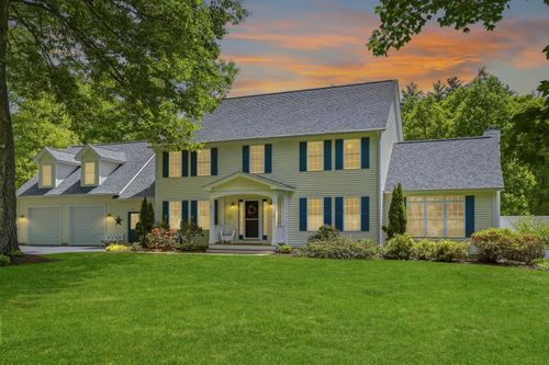 6 Klara Dr, Merrimack, NH, 03054-2422 | Card Image
