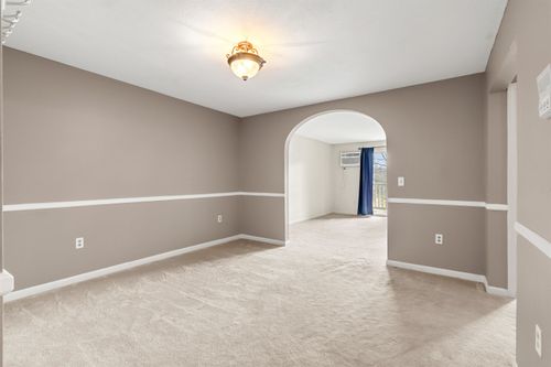 306-2 Timberwood Dr, Goffstown, NH, 03045-2565 | Card Image