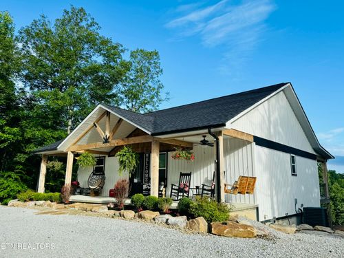 669 Crooked Branch Pvt Rd, Huntsville, TN, 37756 | Card Image