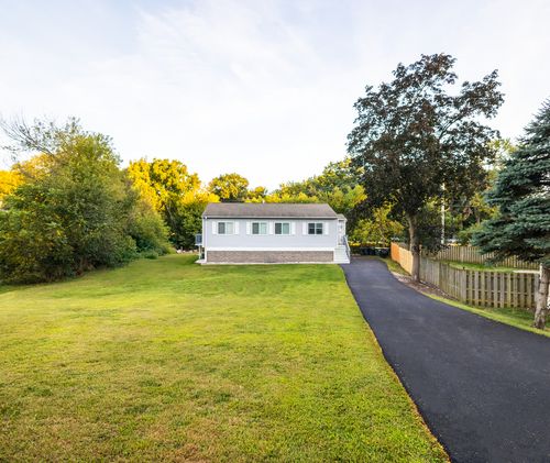 34785 N Gogol Ave, Ingleside, IL, 60041-8719 | Card Image