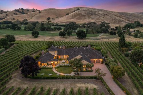 1305 Lions Peak Ln, San Martin, CA, 95046 | Card Image