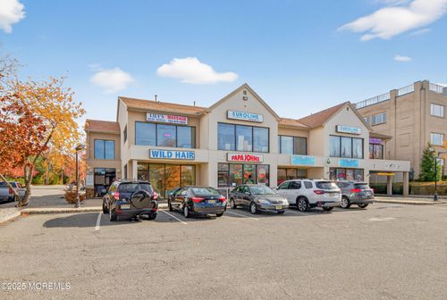 e-172 Us Highway 9, Englishtown, NJ, 07726-8266 | Card Image