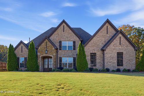 4487 Diamond Dr, Olive Branch, MS, 38654-5095 | Card Image