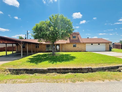 857 Apache Dr, De Leon, TX, 76444-2618 | Card Image