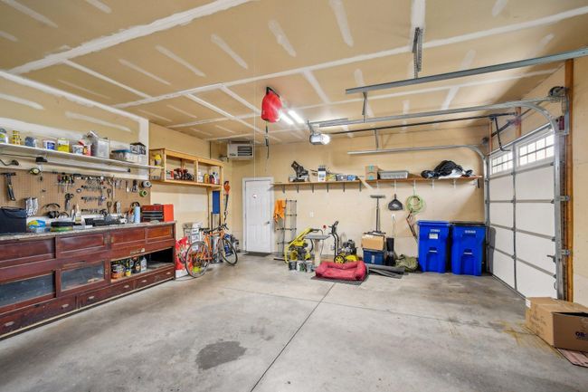 43-web-or-mls-Prairie Grass Dr-1006-041.jpg | Image 43