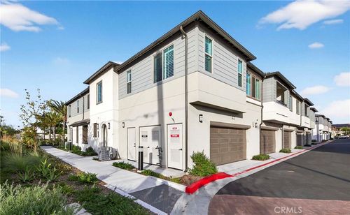 5000 Clementine Ln, Cypress, CA, 90630-4575 | Card Image