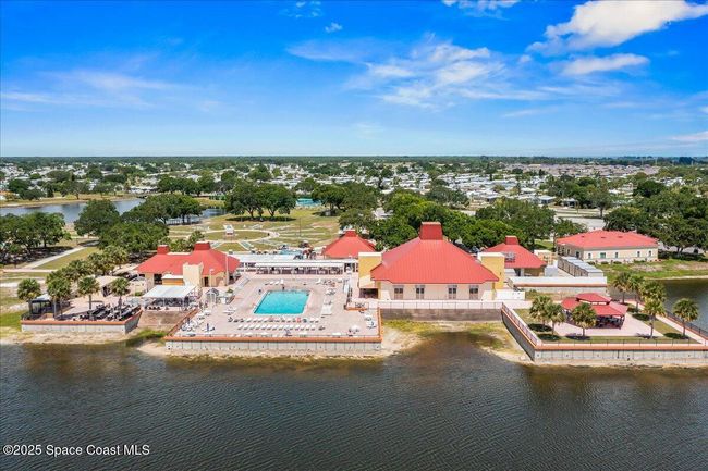 641 Hyacinth Cir, House other with 2 bedrooms, 2 bathrooms and null parking in Barefoot Bay FL | Image 37