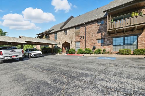 a103-3 Woodward Blvd, Tulsa, OK, 74114-1124 | Card Image