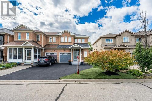 211 Wildberry Crescent, Vaughan (Vellore Village), ON, L4H2H7 | Card Image