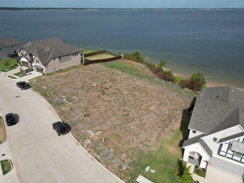 18102 Lakefront Ct, Forney, TX, 75126-2389 | Card Image