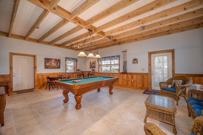 Lower level family room | Image 29
