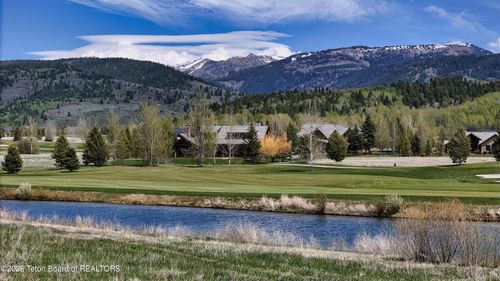 39 Springs Pkwy, Victor, ID, 83455-5431 | Card Image