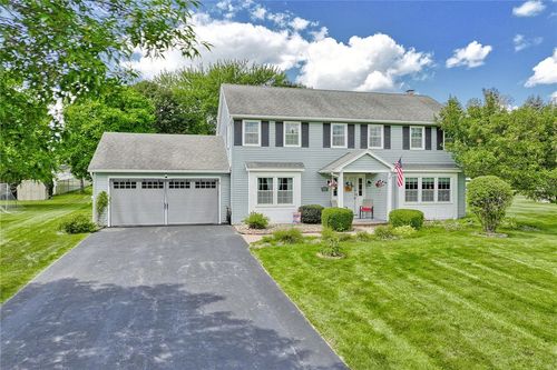 25 Rosscommon Crescent, Perinton, NY, 14450 | Card Image