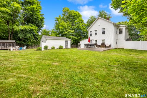 122 Chestnut Grove Rd, Watertown, CT, 06795-1941 | Card Image
