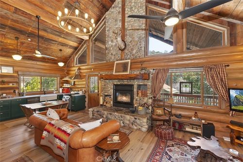 29632 Hook Creek Rd, Cedar Glen, CA, 92321 | Card Image