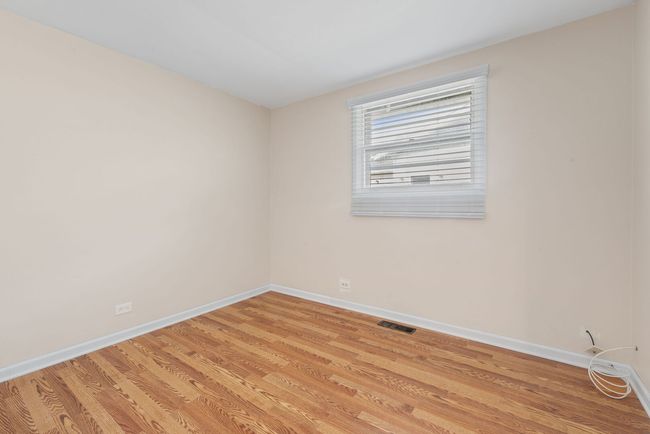 532 Apache Ln, House other with 3 bedrooms, 2 bathrooms and 1 parking in Carol Stream IL | Image 13
