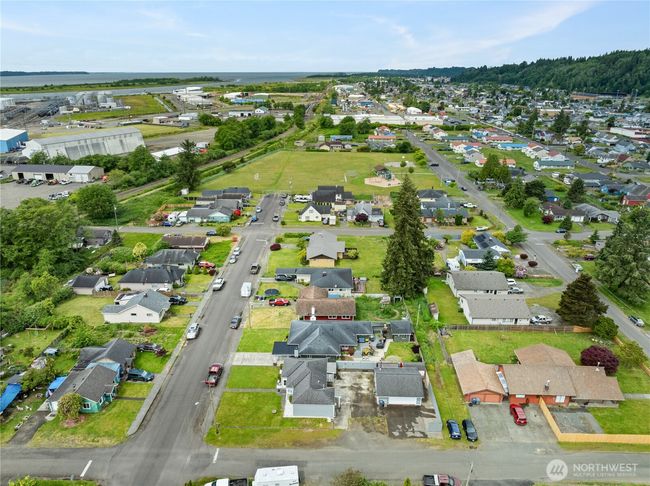 2300 W 2 Nd St, House other with 2 bedrooms, 1 bathrooms and 2 parking in Aberdeen WA | Image 33