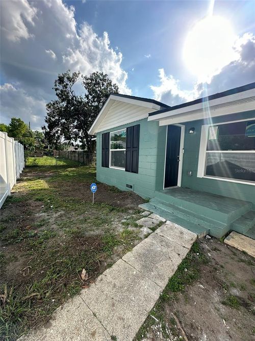 2015 Laurel St, Bartow, FL, 33830-5327 | Card Image