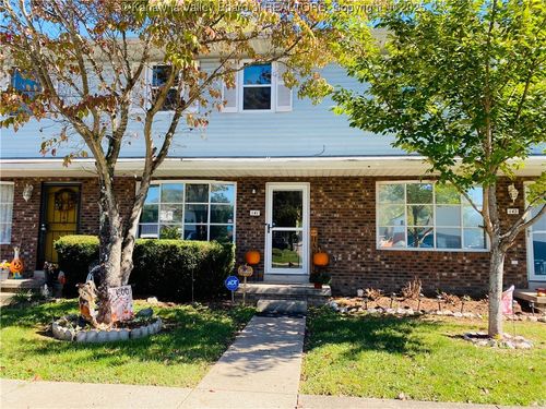 141 Rolling Acres, Winfield, WV, 25213-9717 | Card Image