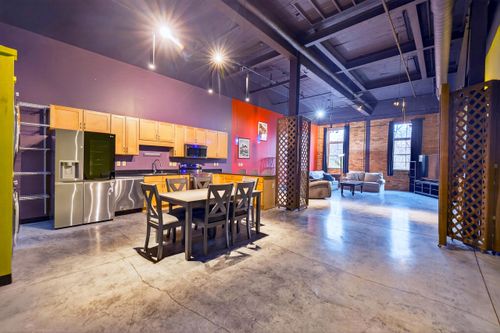 103-201 Price Rd, Lexington, KY, 40511-1954 | Card Image