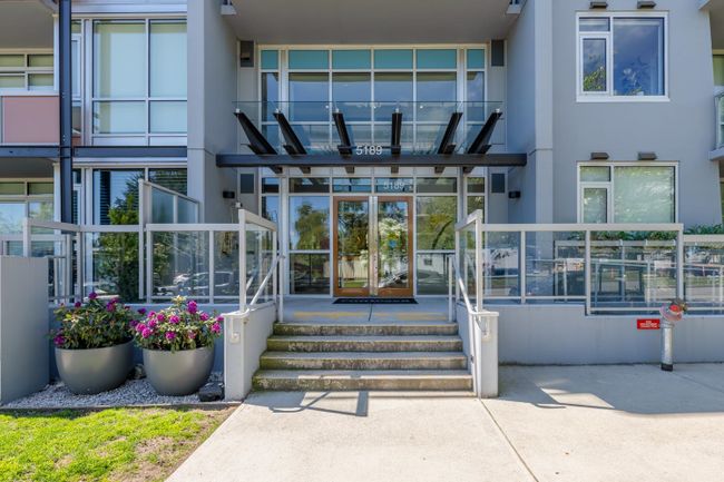 308 - 5189 Cambie Street, Condo with 2 bedrooms, 2 bathrooms and 1 parking in Vancouver BC | Image 1