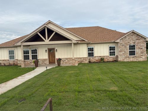 2422 S Mckenzie Dr, Agra, OK, 74824-4001 | Card Image