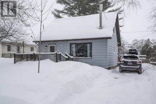 113 Ray Blvd, Thunder Bay, ON, P7B4C5 | Card Image