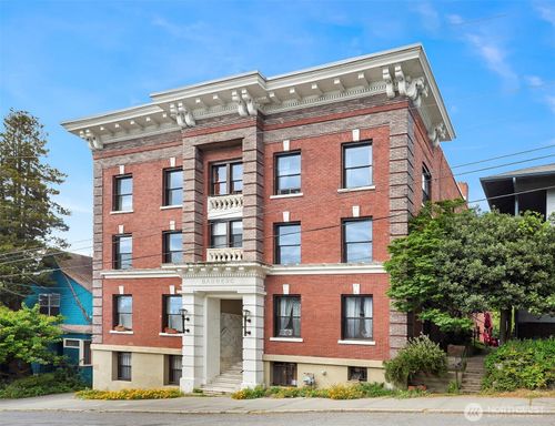 h-416 E Roy St, Seattle, WA, 98102-5924 | Card Image