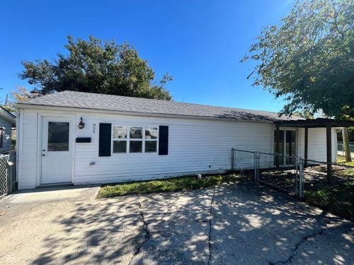 405 3rd St, Sheridan, IN, 46069-1053 | Card Image